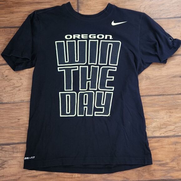 Nike Dri-Fit men's small black Oregon short sleeve t-shirt - Picture 1 of 8